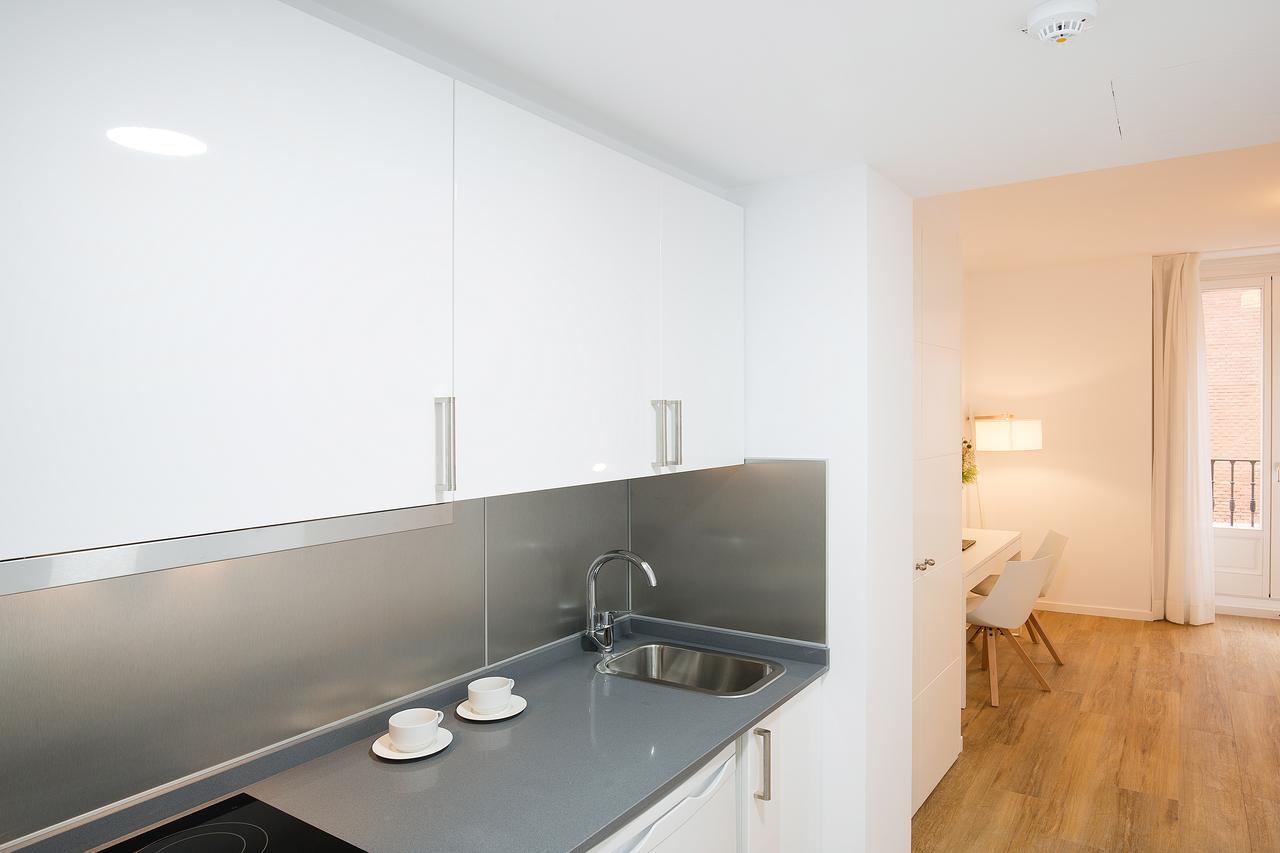 Apartamentos Tandem La Bolsa 4 Madrid Esterno foto