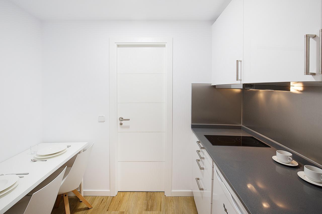 Apartamentos Tandem La Bolsa 4 Madrid Esterno foto